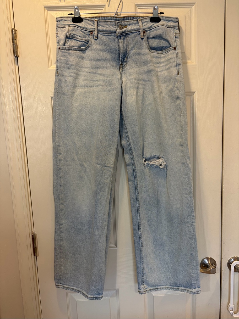 Old Navy Women’s Mid-Rise Wide Leg Denim Jean Size 12 Light Wash